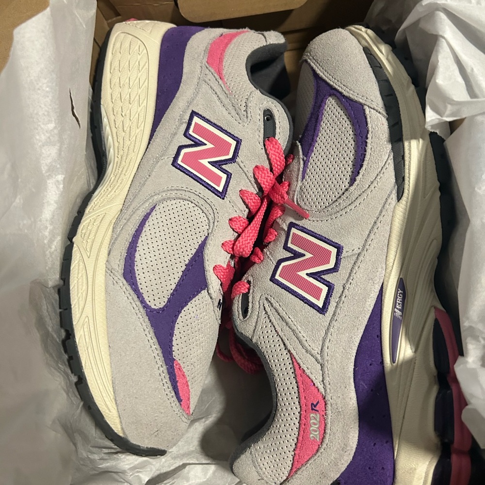 Brand new new Balance 2002R sneakers